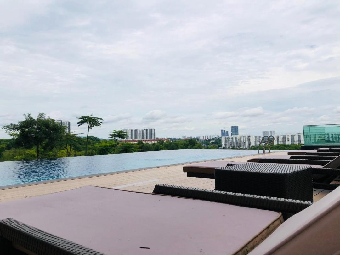 Southkey Mosaic By Antlerzone Apartment Johor Bahru Exterior photo